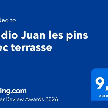 Les Pins Avec Terrasse Apartment *